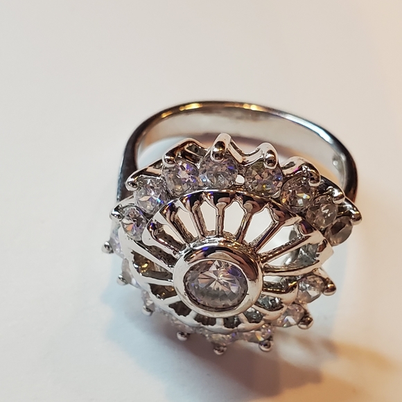 CZ ring - Picture 2 of 6